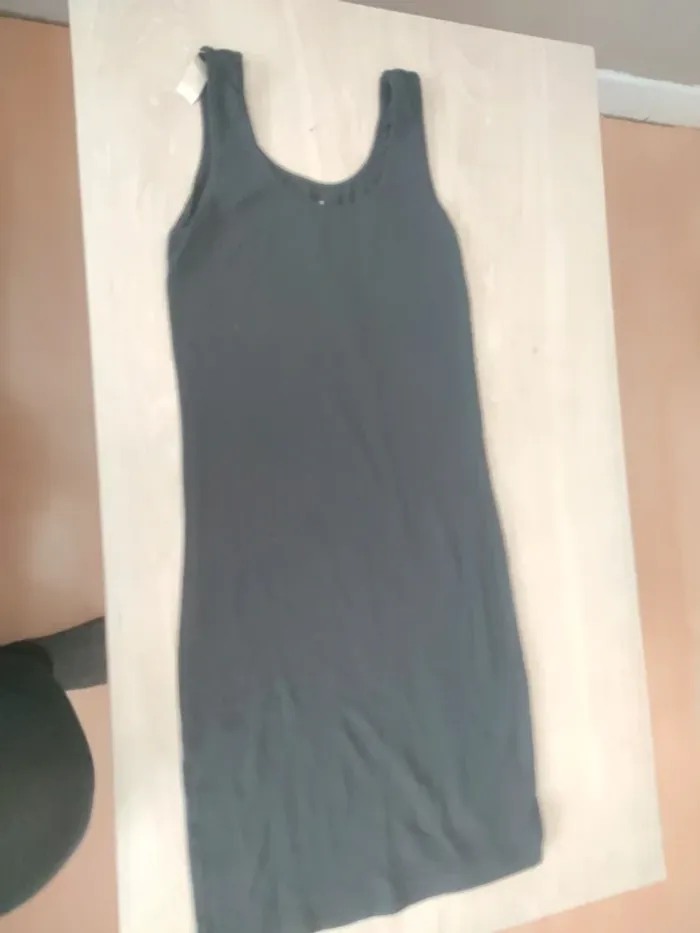 Robe noir moulante xs