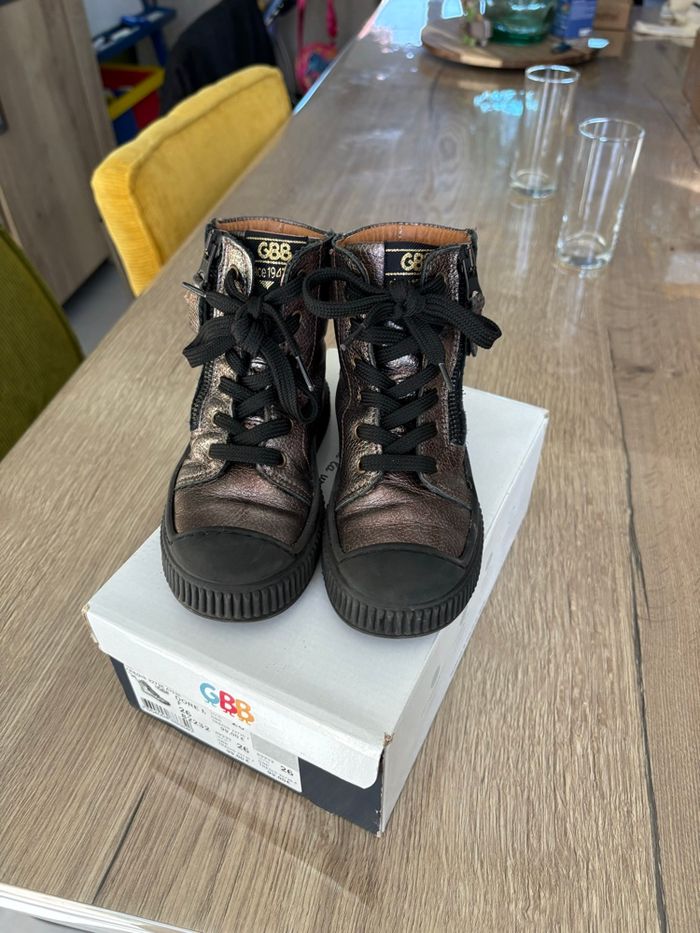 Bottines gbb taille 26 - photo numéro 4