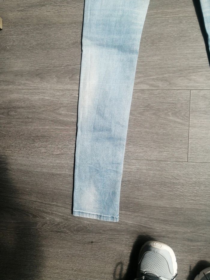 Jean effet usé taille M - photo numéro 9