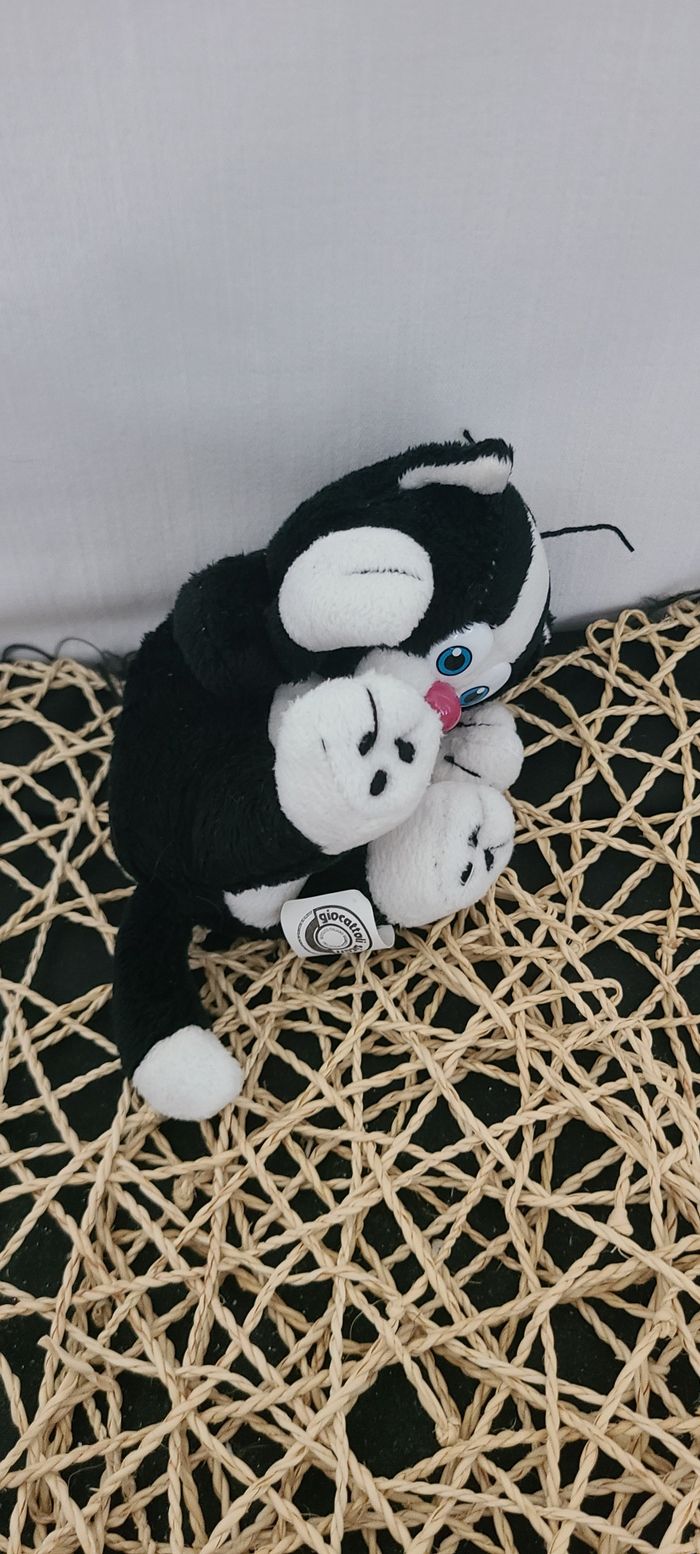 Chat Kinder Ferrero Petite Peluche doudou Mpg Giocattoli - photo numéro 3