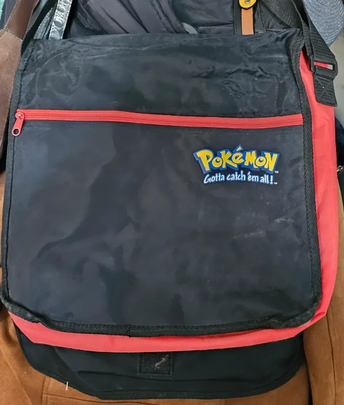Super sac cartable Pokemon Nintendo pikachu - photo numéro 3