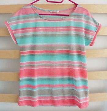 T-shirt rayé multicolore. Camaieu. Taille 38