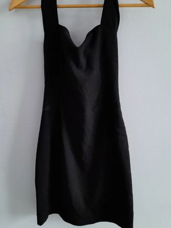 Jolie petite robe noire t1