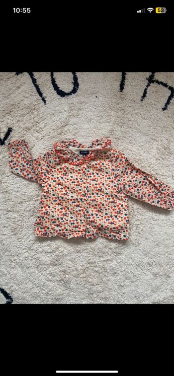 Blouse colorée à fleurs