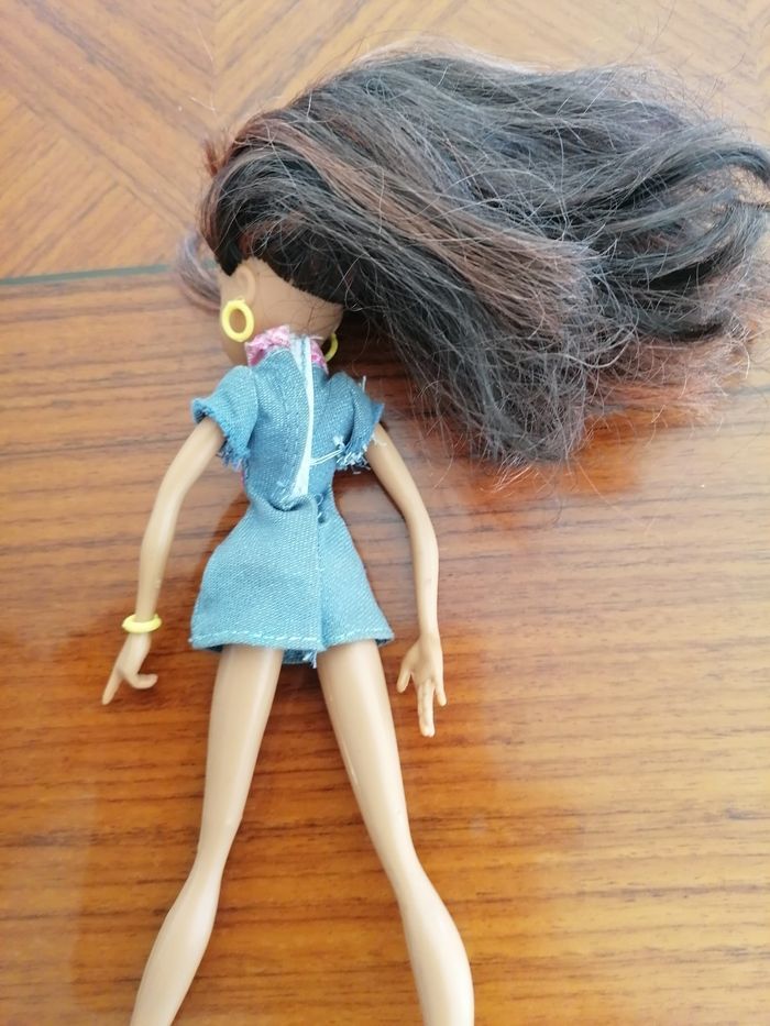 Poupée winx leila 2004/2005 - photo numéro 3