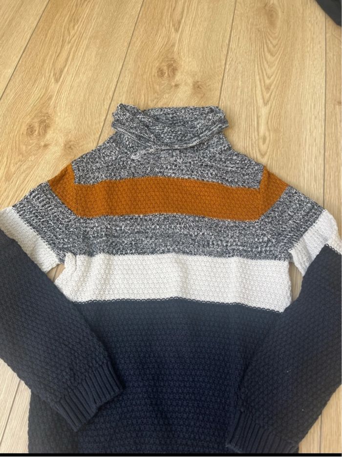 Pull col montant Kiabi bleu marine et chiné - photo numéro 2