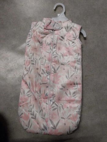 gigoteuse turbulette fille 3/6 mois neuve tog 2.5