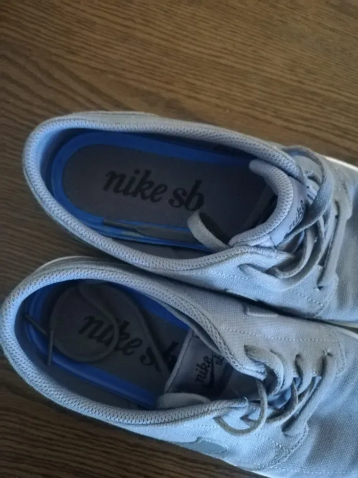 Chaussures Nike - photo numéro 4