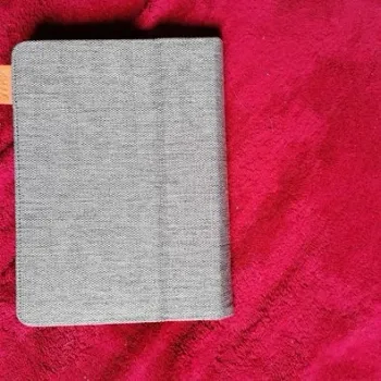étui tablette 7"