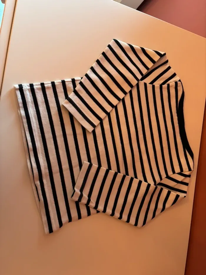 T-shirt longues manches Petit Bateau 5ans/110cm - photo numéro 4