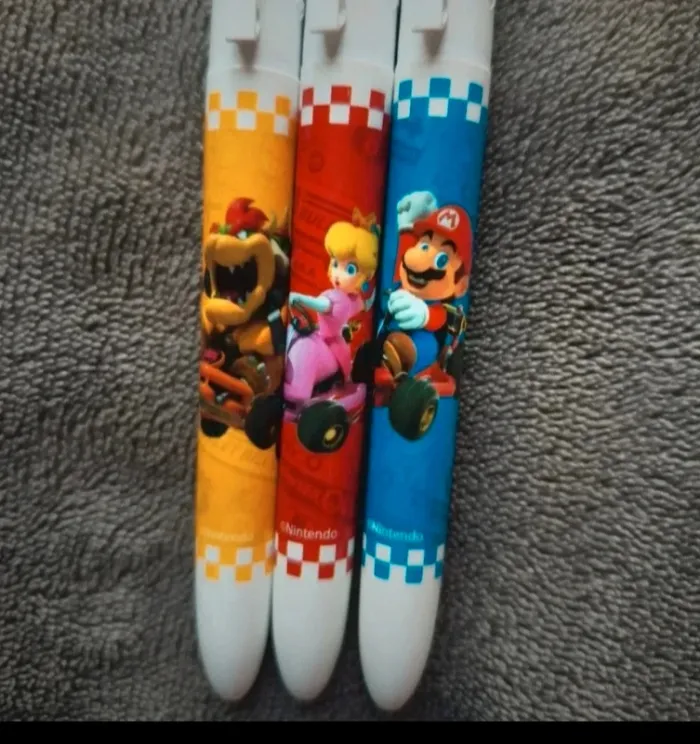 Stylos bic 4 couleurs Mario kart - photo numéro 2