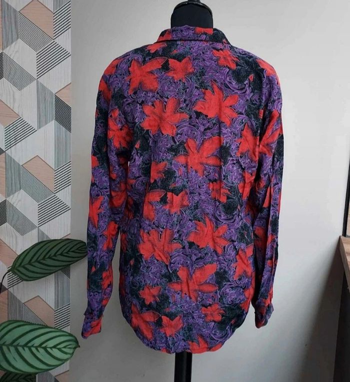 Jolie chemise femme
Motif feuilles - photo numéro 3