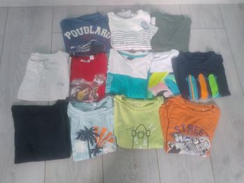 Vends lot de t chirts 4 ans