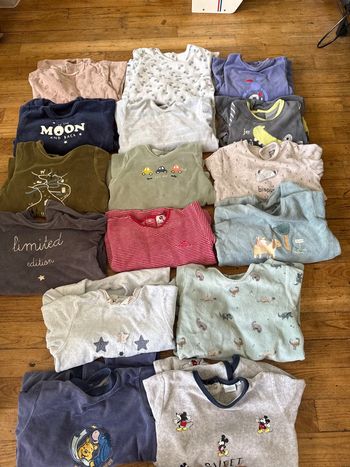 Lot pyjamas velours 18 mois/81 cm