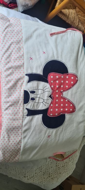 Tour de lit minnie