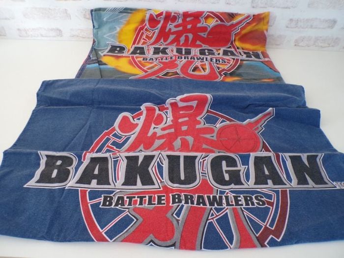 Housse de couette - Taie d'oreiller - Bakugan (C2)