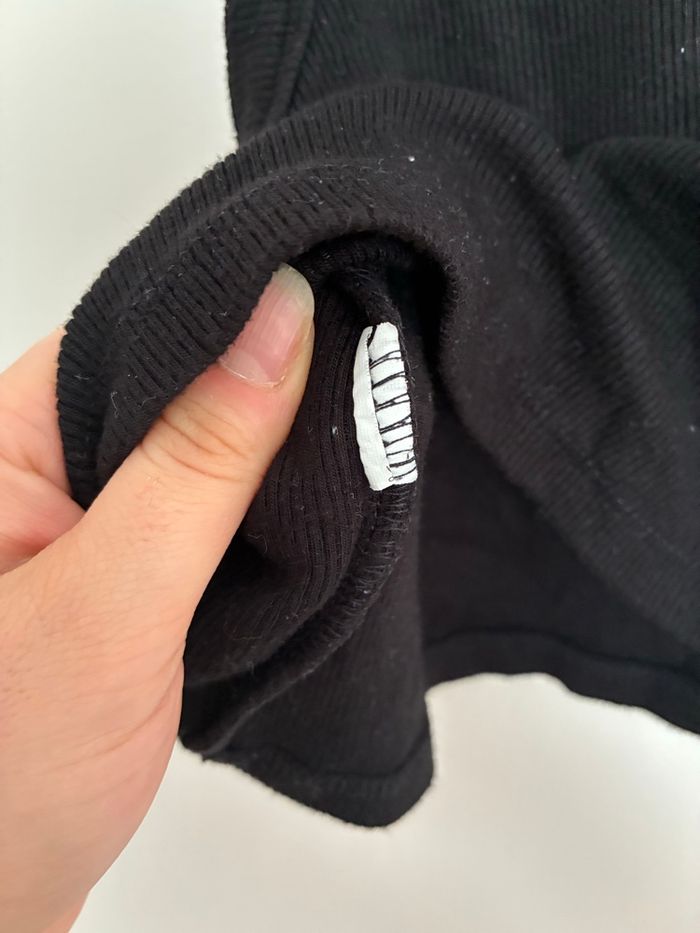 Débardeur noir côtelé Bershka – taille S – très bon état - photo numéro 3