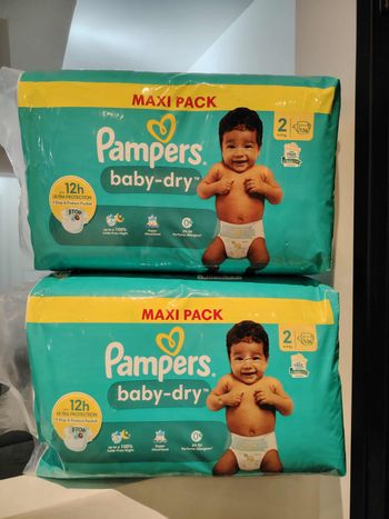 Couches pampers baby-dry taille 2