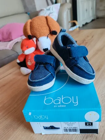 Chaussures bateau garçon comme neuves avec boîte gemo baby 21 type jean