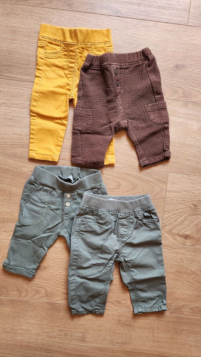 Lot de 4 pantalons bébé – 3 mois (56/60 cm)
