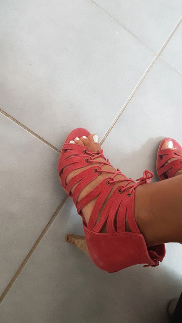 Chaussures à talons - photo numéro 3