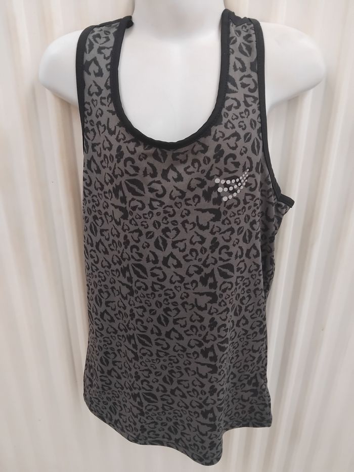 Débardeur de sport fille taille 10 ans marque active