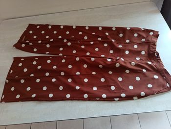 Pantalon Kiabi à pois marron 