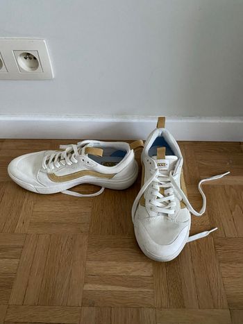 Chaussure blanche et beige - Vans