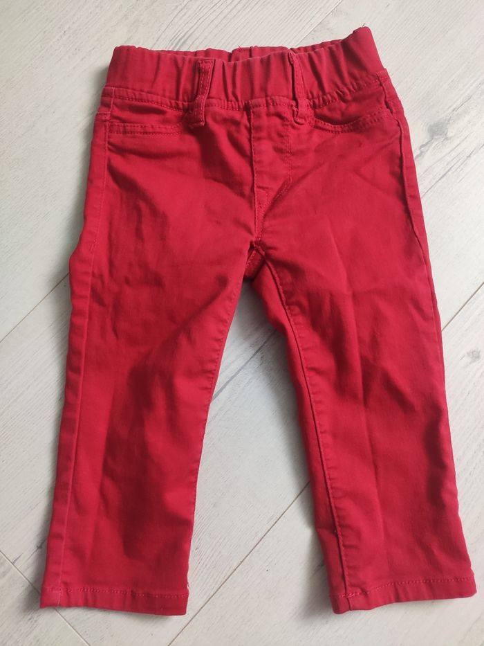 Pantacourt rouge 3 ans
