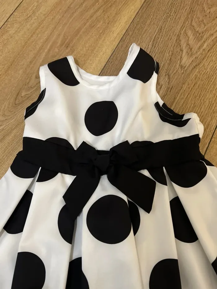 Magnifique robe à pois - photo numéro 2