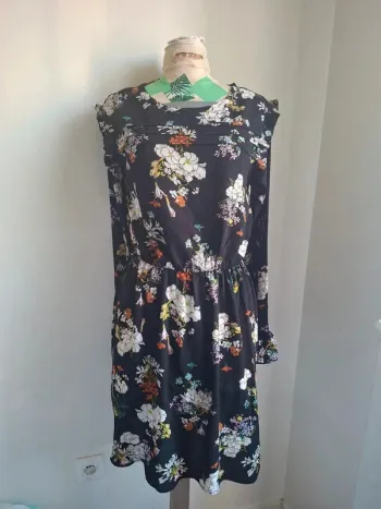 Robe fleurie noire, romantique et chic - Brave Soul, neuve, taille M