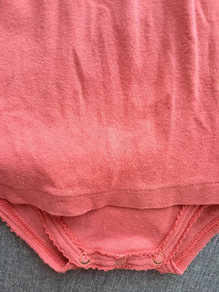 A donner : Robe avec body intégré - photo numéro 2