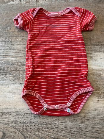 Body unisexe garçon ou fille 3 mois