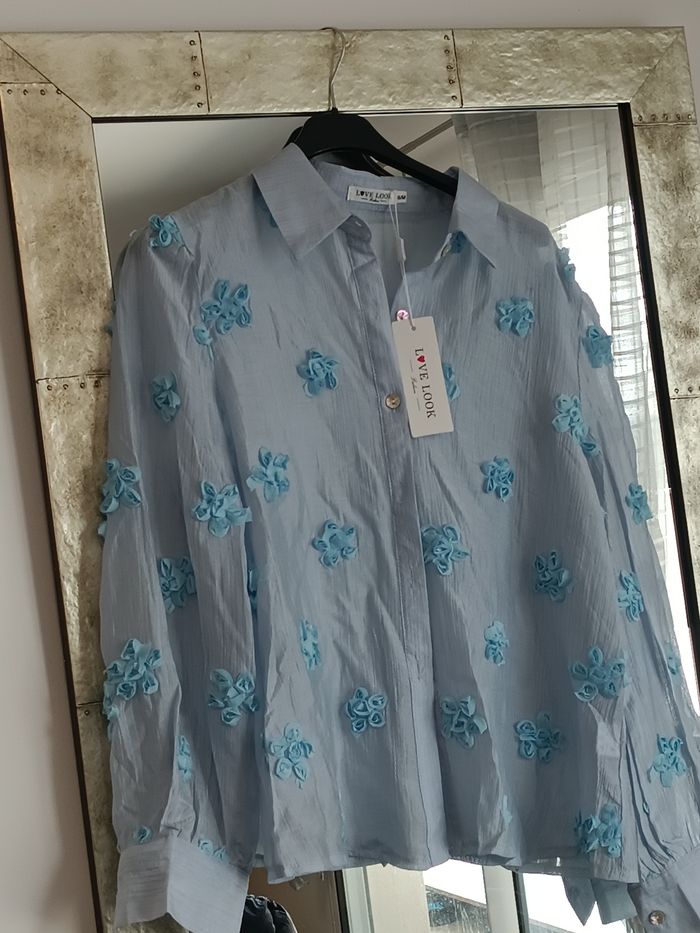Chemise printanière neuves femme - photo numéro 2