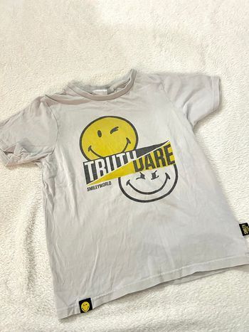 T-shirt Smiley • Taille 6 ans