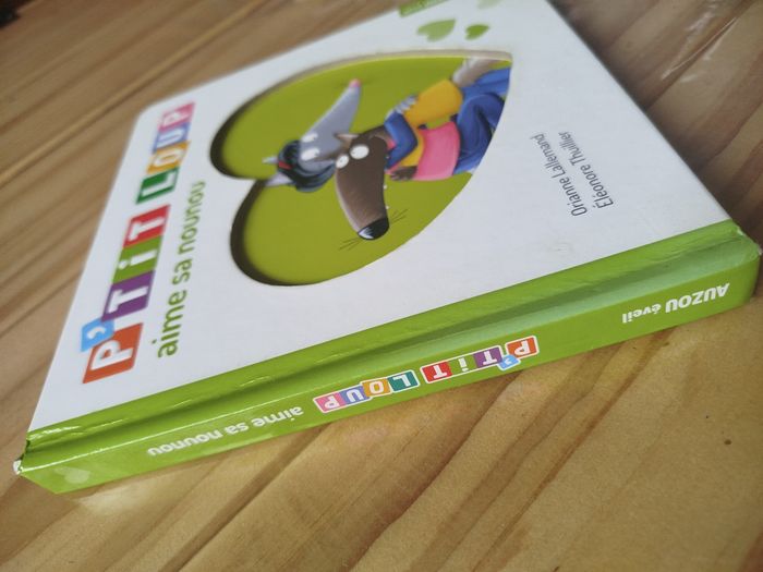 P'tit loup aime sa nounou - photo numéro 2