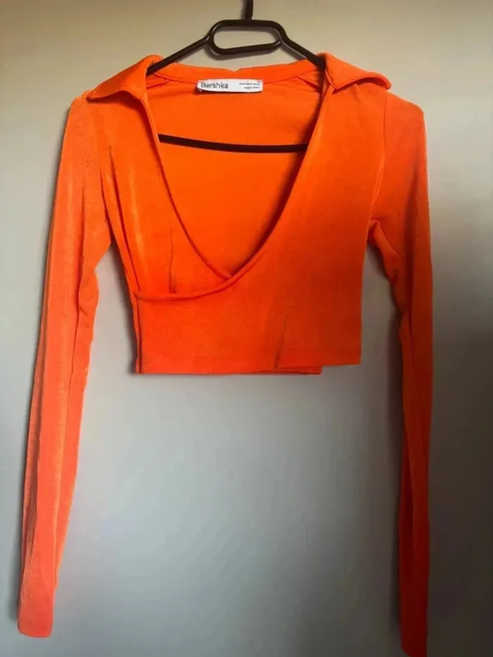 Top court bershka neuf - photo numéro 2