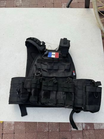 Airsoft - gilet tactique SWISS ARMS