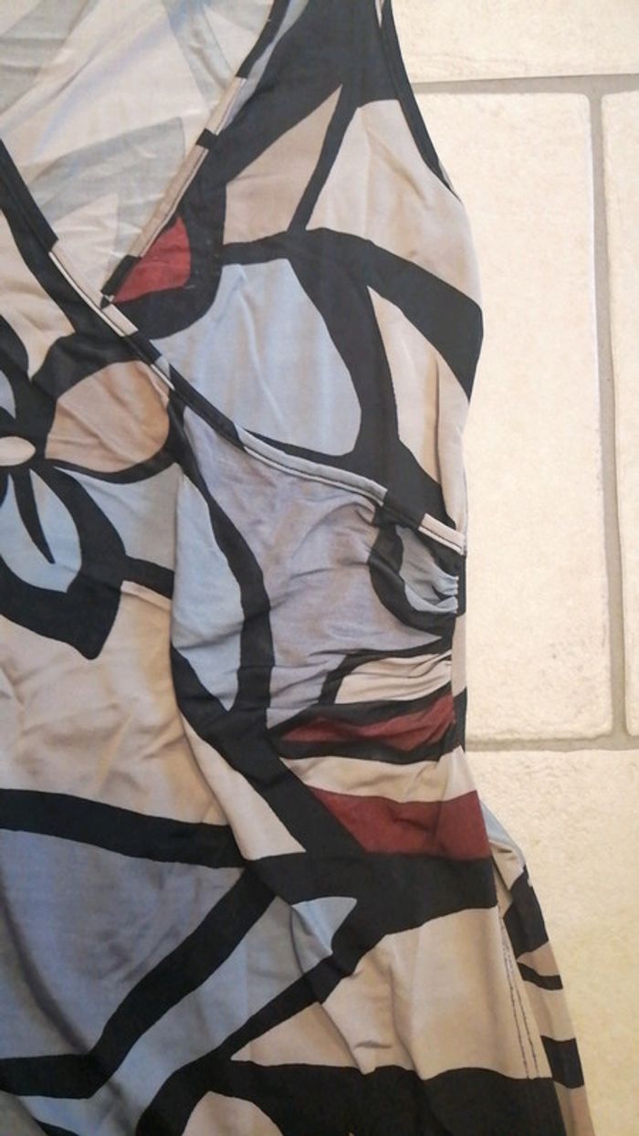 Robe sans manches - photo numéro 2