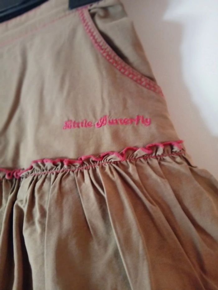 Jolie jupe beige.  6 ans - photo numéro 6