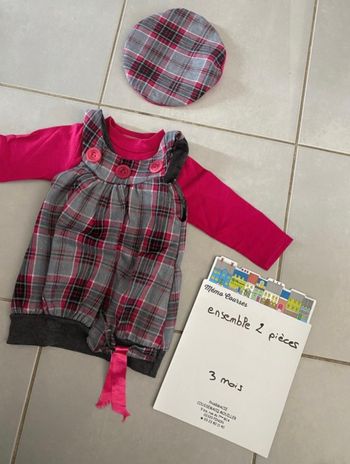 Ensemble fille 3 mois