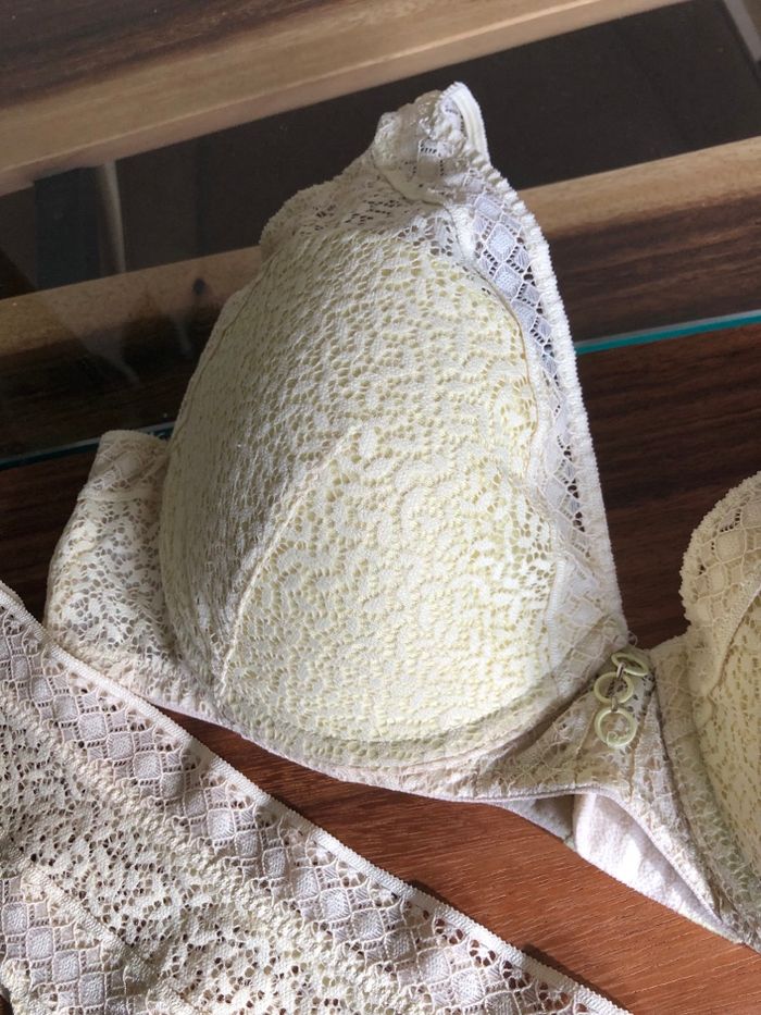 Ensemble lingerie jaune pastel - Rougegorge - photo numéro 6