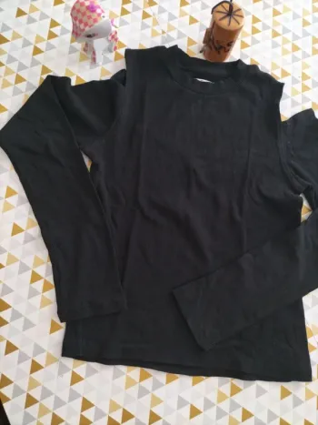 Tee shirt taille 12 ans Gemo