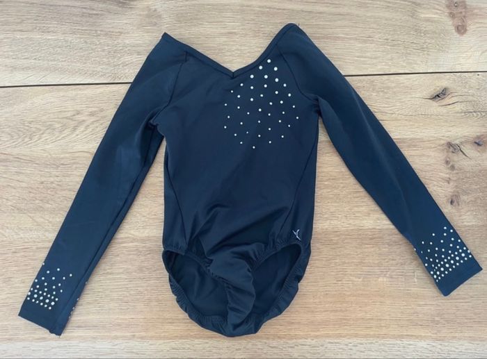 Justaucorps gym fille noir à manches longues + short