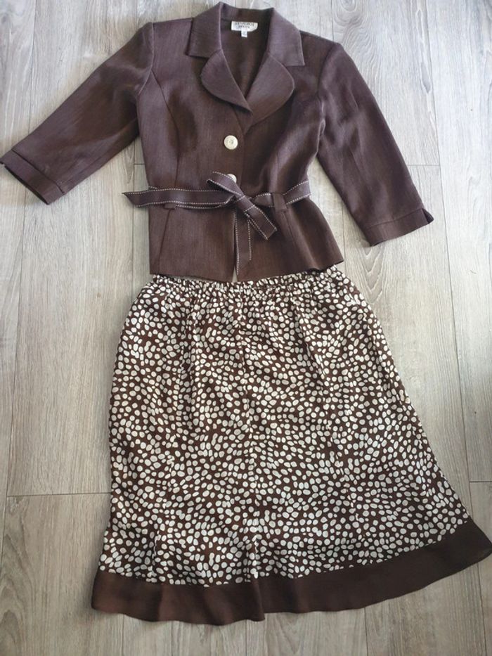 Ensemble veste et jupe - photo numéro 1