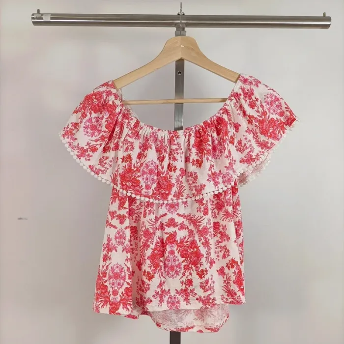 Blouse épaules dénudées motif floral rouge blanc rose Miss Selfridge, taille 38 Neuve A518 - photo numéro 2