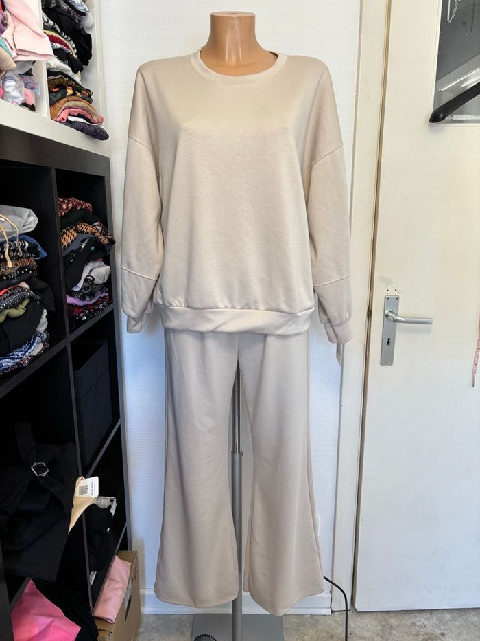Ensemble beige neuf - photo numéro 1