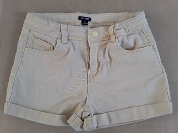 Short en jeans jaune pâle fille 8 ans KIABI TBE