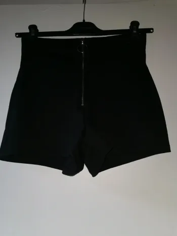 Short Tally Weijl Taille 40