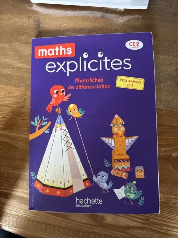 Livre maths explicites ce2
